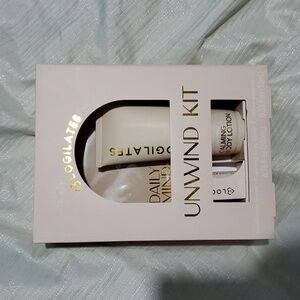 Blogilates Unwind Bath and Body Gift Set Journal Body Lotion